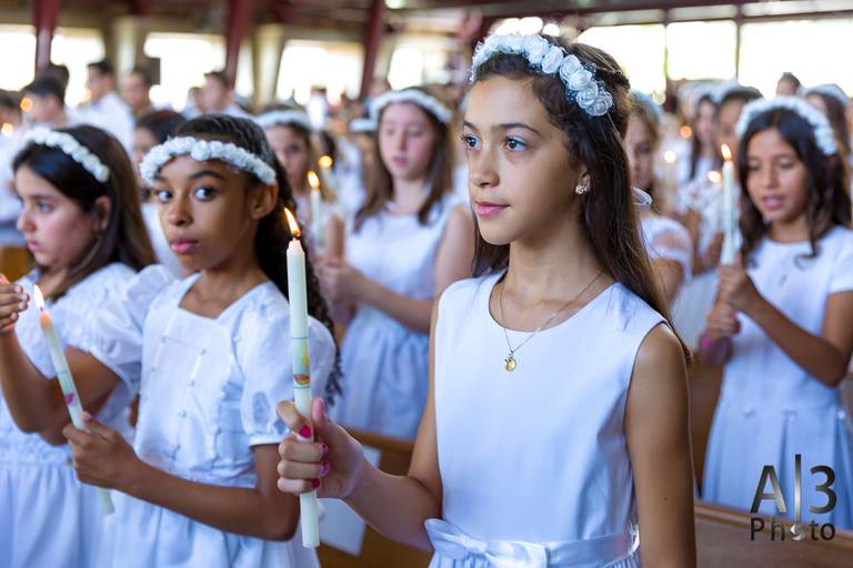 Foto primeira comunhão alphaville. Foto primeira eucaristia alphaville