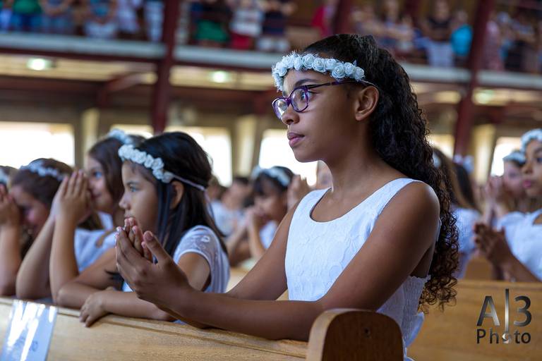Foto primeira comunhão alphaville. Foto primeira eucaristia alphaville