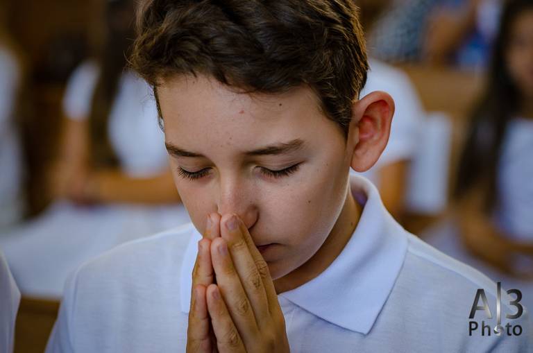 Foto primeira comunhão alphaville. Foto primeira eucaristia alphaville