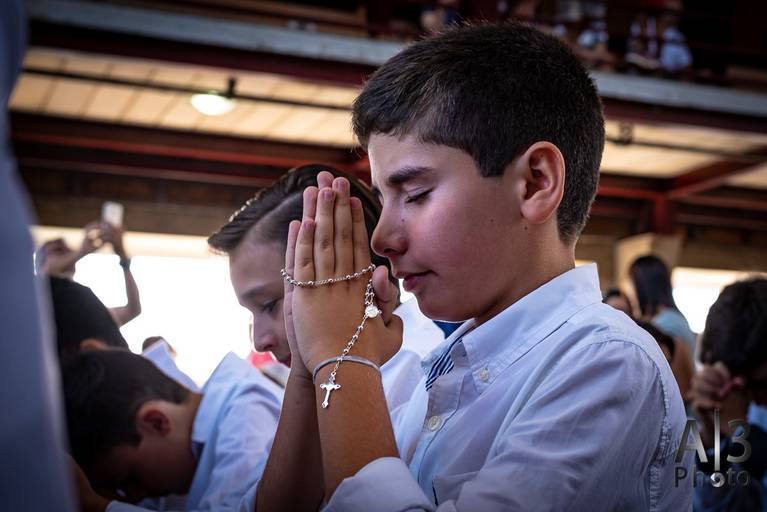 Foto primeira comunhão alphaville. Foto primeira eucaristia alphaville