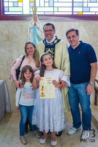 Foto primeira comunhão alphaville. Foto primeira eucaristia alphaville