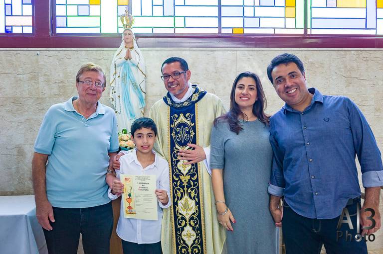 Foto primeira comunhão alphaville. Foto primeira eucaristia alphaville