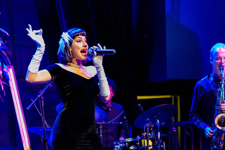 fotografia para perfil profissional, fotografia para mulheres profissionais, fotografia corporativa, fotografia de perfil, foto institucional, fotos institucionais, fotos festa confraternização de empresa GIC alphaville, Carolla LAG Lounge alphaville