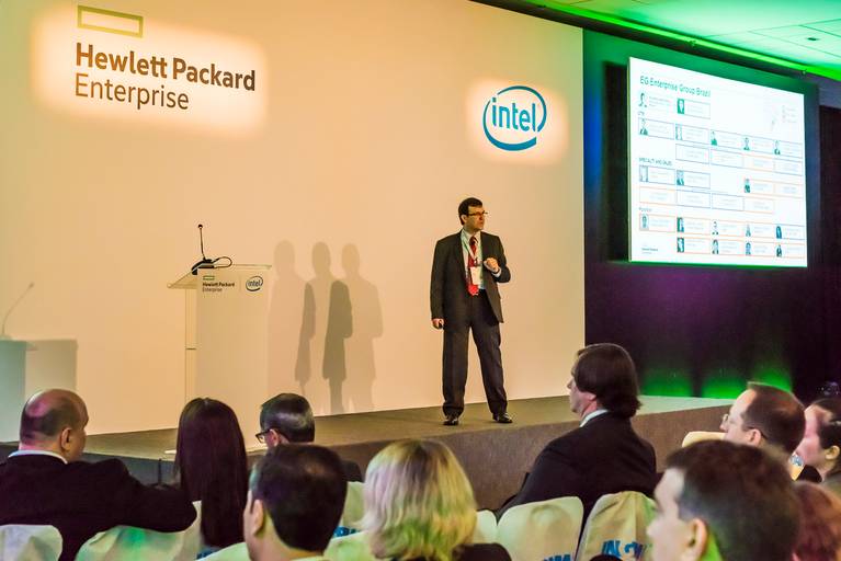 fotografia para perfil profissional, fotografia para mulheres profissionais, fotografia corporativa, fotografia de perfil, foto institucional, fotos institucionais, fotos gravação em estúdio, personal branding, foto profissional para homens 