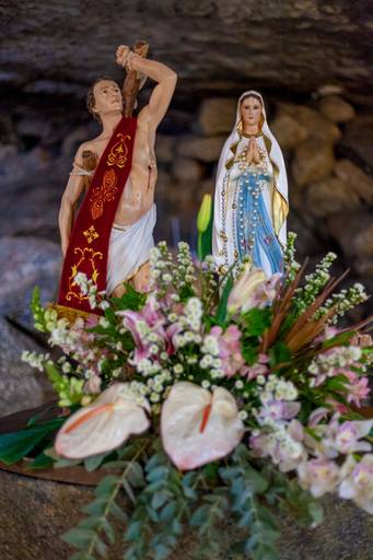 fotografia de casamento Alphaville. foto de casamento na gruta Alphaville. Foto dda Gruta Alphaviulle.