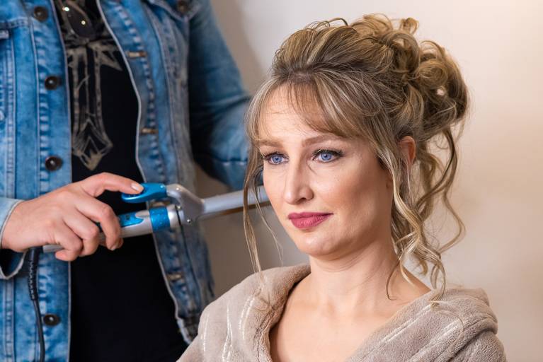 fotografia de casamento Alphaville. foto de casamento na gruta Alphaville. Foto do making of  da noiva.