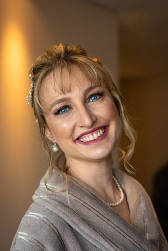 fotografia de casamento Alphaville. foto de casamento na gruta Alphaville. Foto do making of  da noiva.