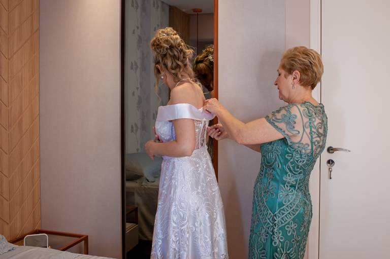 fotografia de casamento Alphaville. foto de casamento na gruta Alphaville. Foto do making of  da noiva.