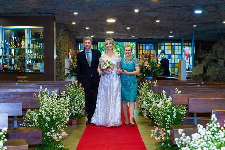 fotografia de casamento Alphaville. foto de casamento na gruta Alphaville. F