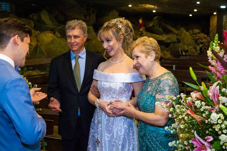 fotografia de casamento Alphaville. foto de casamento na gruta Alphaville. F