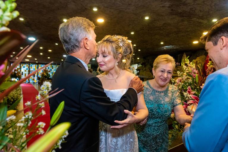 fotografia de casamento Alphaville. foto de casamento na gruta Alphaville. F