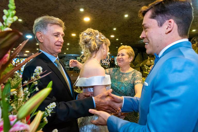 fotografia de casamento Alphaville. foto de casamento na gruta Alphaville. F