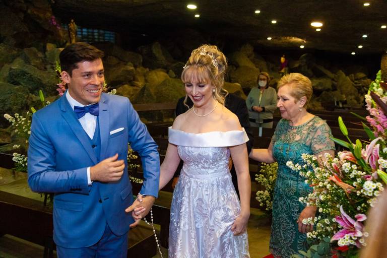 fotografia de casamento Alphaville. foto de casamento na gruta Alphaville. F