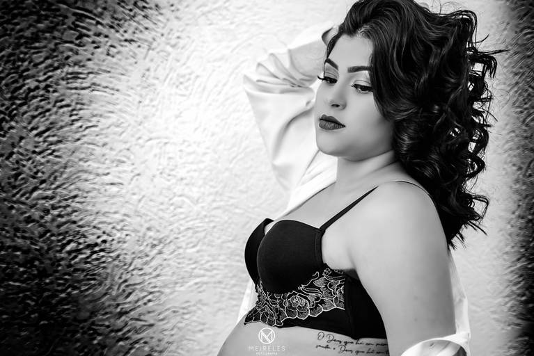 book de ensaio gestante fotografo meireles fotografia em santa cruz da serra duque de caxias baixada fluminense rj preto branco