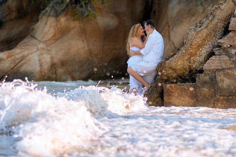 ensaio - casal - pré wedding - praia - niteroi - rj - domingos - noivado - fotografo - casamento - duque - de - caxias - belford - roxo - agua