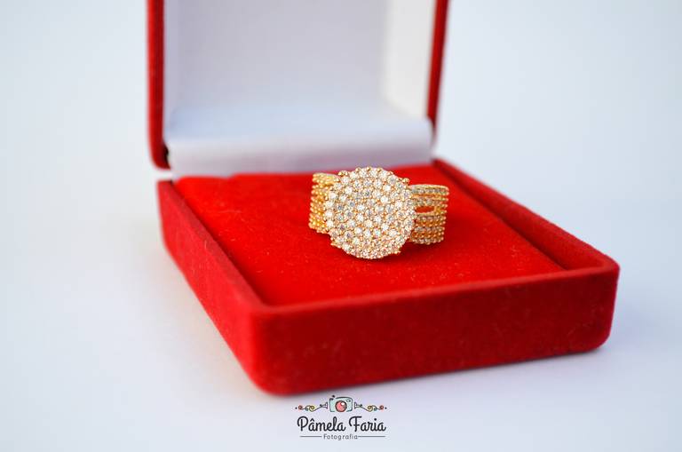 Wclass Joias folheadas
Agência Red Hot Comunicação