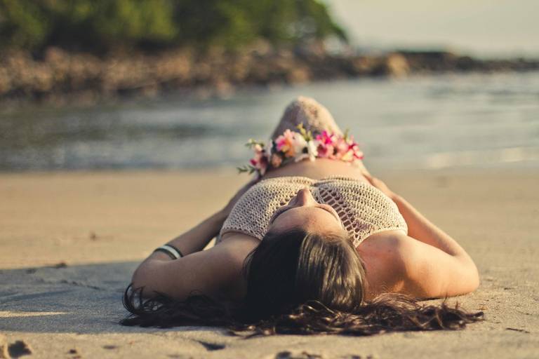 Mar, sol e muito amor- Ensaio Gestante - Condomínio Iporanga - Praia das Conchas - Guarujá/SP