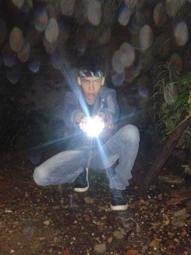 Bryan Haller em Floresta