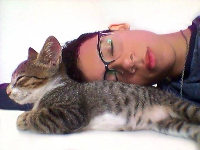 BRyan Haller e Gato em Fotografia