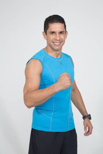 Composição editorial focada em autoridade e presença para perfil executivo e redes sociais. Autoria de Bruno Arita