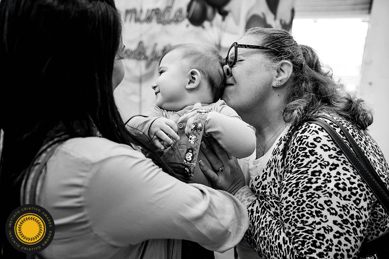 ensaio de aniversário – festa infantil – festa de criança – foto premiada – Pelotas – Antonio Rocha Fotografias – Fotógrafo de Crianças – Fotógrafo de Eventos – brincadeira de criança – festa em casa – festa no salão – playground