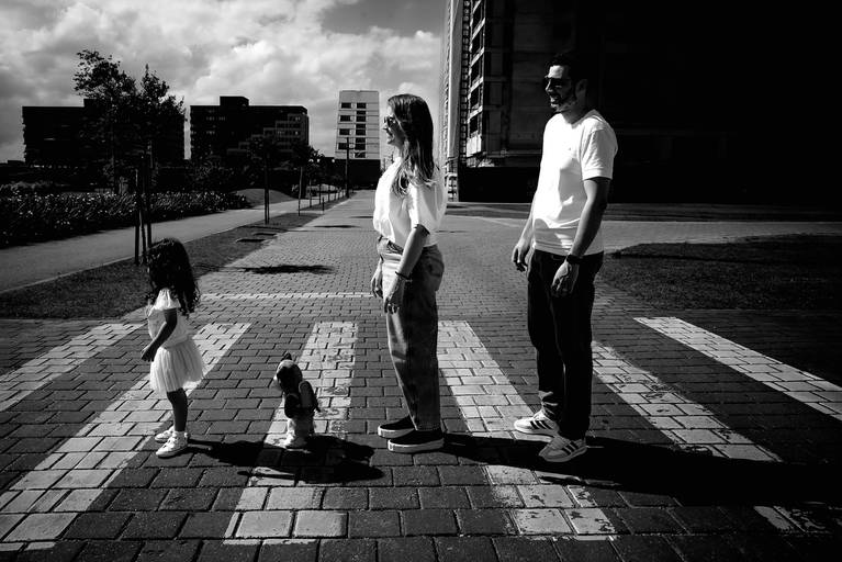 Ensaio de aniversário - fotógrafo de família - fotos de família - ensaio ao ar livre - ensaio externo - fotos descontraídas - Pelotas - Parque Una - Antonio Rocha Fotografias - Ursinho - naninha - Pracinha - Óculos Infantil  - Maitê - Manu - Murilo