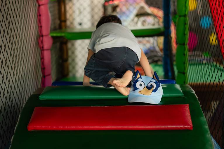 festa infantil – coleção premiada – festa de criança – festa infantil – festa de criança – festa no salão - Inácio – Pelotas – Antonio Rocha Fotografias – Fotógrafo de Crianças – Fotógrafo de Eventos - pet da família - cachorro - bluey - loly pop