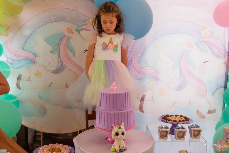 festa infantil – coleção premiada – festa infantil – festa de criança – festa no clube- Beatriz – Pelotas – Antonio Rocha Fotografias – Fotógrafo de Crianças – Fotógrafo de Eventos - festa em casa - unicórnio - batatinha - balão surpresa - bola de sabão