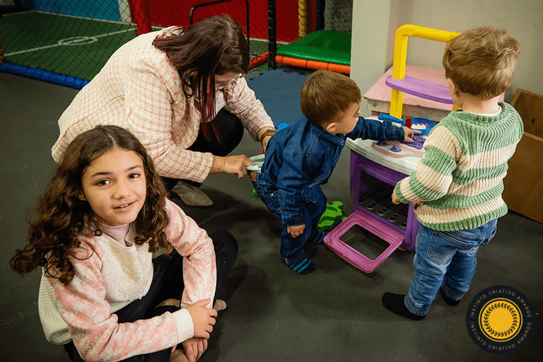 Festa Infantil - Festa de Criança - Brincadeira de Criança - Docinhos - Personalizados Mesa Festa Infantil - Brinquedo Inflável - Cama Elástica - Brinquedão - Fralda - Aniversário de Futebol - Pracinha - Fotógrafo - Antonio Rocha Fotografias - Pelotas