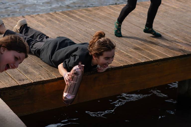 festa infantil – coleção premiada – festa de criança – ensaio de aniversário – festa infantil – festa de criança – Antônia – Piquenique  - Pelotas – Antonio Rocha Fotografias – Fotógrafo de Crianças – Fotógrafo de Evento - balão surpresa – parque una
