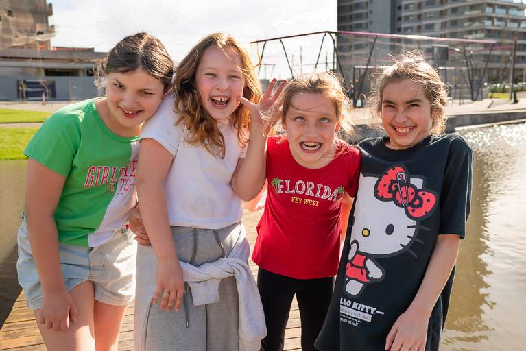 festa infantil – coleção premiada – festa de criança – ensaio de aniversário – festa infantil – festa de criança – Antônia – Piquenique  - Pelotas – Antonio Rocha Fotografias – Fotógrafo de Crianças – Fotógrafo de Evento - balão surpresa – parque una