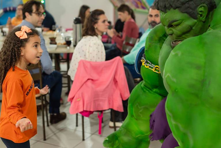 festa infantil – coleção premiada – festa de criança – ensaio de aniversário – festa infantil – festa de criança – Vicente – tio Guigui  - Pelotas – Antonio Rocha Fotografias – Fotógrafo de Crianças – Fotógrafo de Evento – Meu Herói – Homem Aranha - Hulck