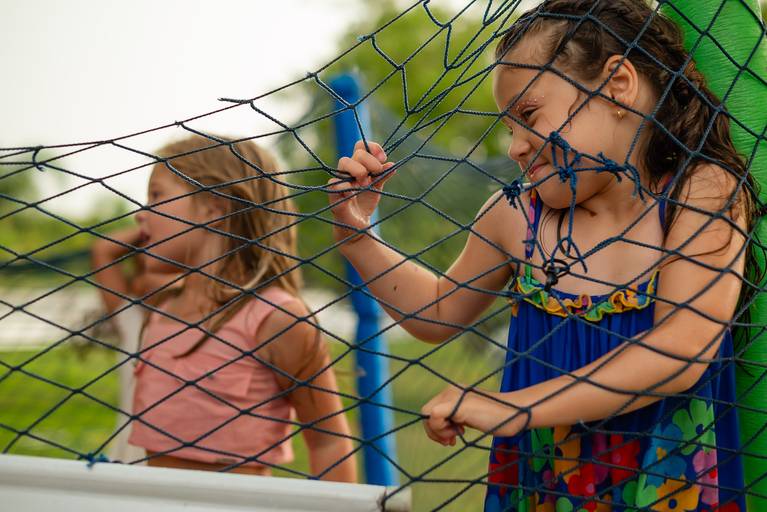 festa infantil – coleção premiada – festa de criança – ensaio de aniversário – festa infantil – festa de criança – Beatriz – Bia – Caça e Pesca  - Pelotas – Antonio Rocha Fotografias – Fotógrafo de Crianças – Fotógrafo de Evento – Brinquedão - praça