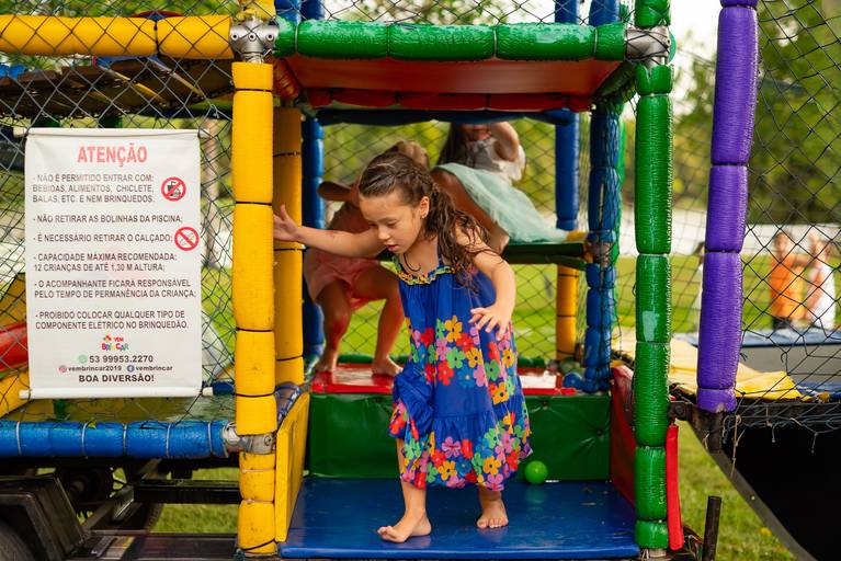festa infantil – coleção premiada – festa de criança – ensaio de aniversário – festa infantil – festa de criança – Beatriz – Bia – Caça e Pesca  - Pelotas – Antonio Rocha Fotografias – Fotógrafo de Crianças – Fotógrafo de Evento – Brinquedão - praça