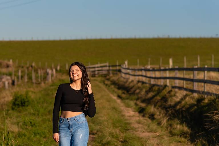 ensaio - debutante - 15 anos - ensaio ao ar livre - fazenda do sobrado - vestido de debutante - vestido da valsa - ensaio entardecer -book de 15 anos - fotos de 15 anos - fotógrafo de 15 anos - pelotas - antonio rocha fotografias - bruna - chácara família