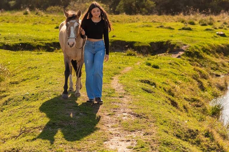 ensaio - debutante - 15 anos - ensaio ao ar livre - fazenda do sobrado - vestido de debutante - vestido da valsa - ensaio entardecer -book de 15 anos - fotos de 15 anos - fotógrafo de 15 anos - pelotas - antonio rocha fotografias - bruna - chácara família