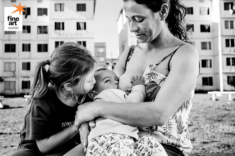 Fotografia real – fotografia documental – fotografia fotojornalística – amamentação – Pelotas – Antonio Rocha Fotografia – Fotógrafo de Pessoas – Fotografia Espontânea – Fotografia mãe e filho