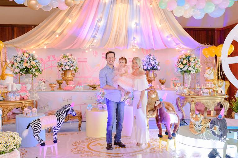 fotografia de festa infantil Uberaba família circo rosa