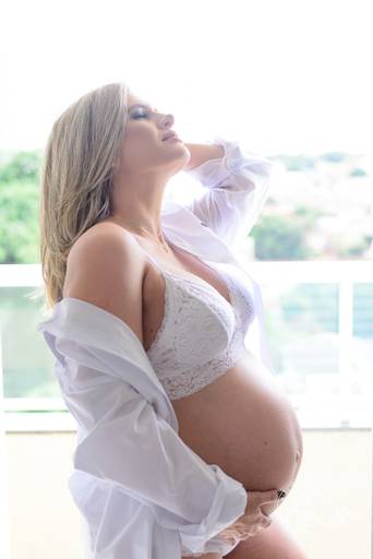 ensaio-gestante-Uberaba-maternidade-filhos-primeiro-filho-quartinho-de-bebe-janela