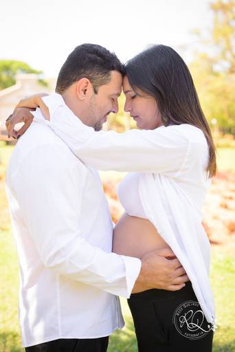 ensaio-gestante-Uberaba-maternidade-filhos-primeiro-filho-quartinho-de-bebe-camisão