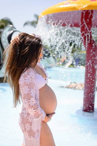 ensaio-gestante-Uberaba-maternidade-filhos-primeiro-filho-quartinho-de-bebe-piscina