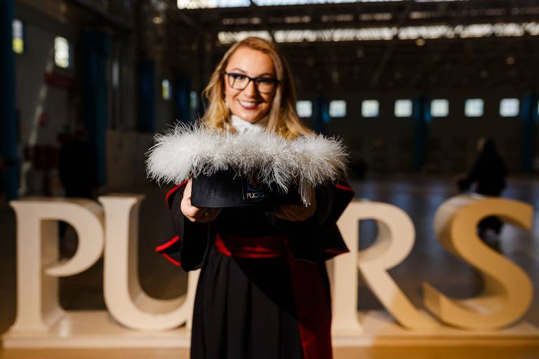 Formatura de Direito, PUCRS, Júlia Scheirr por Vinícius Vogel Fotógrafo Porto Alegre, Serra Gaúcha.  Fotografo brasileiro em Nova Iorque, Orlando, Miami, New York, Berlim, Munique, München, Frankfurt, Lisboa, Cascais, Porto, Paris, Roma, Buenos Aires