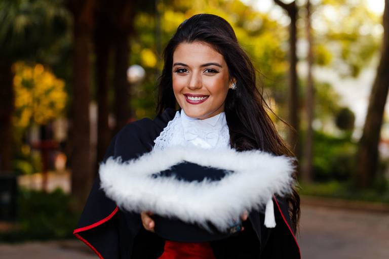Formatura de Direito, PUCRS, Carol Vasconcelos. Vinícius Vogel Fotógrafo Porto Alegre, Serra Gaúcha.  Fotografo brasileiro em Nova Iorque, Orlando, Miami, New York, Berlim, Munique, München, Frankfurt, Lisboa, Cascais, Porto, Paris, Roma, Buenos Aires