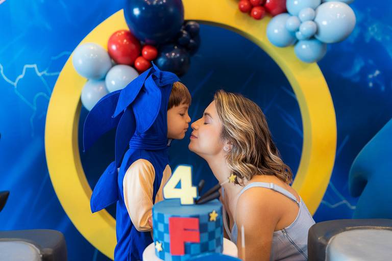 beijinho de esquimo com o filho