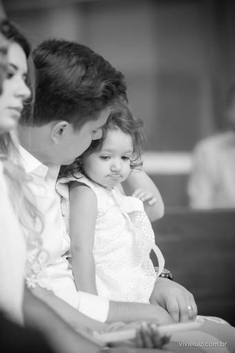 filha no colo do pai