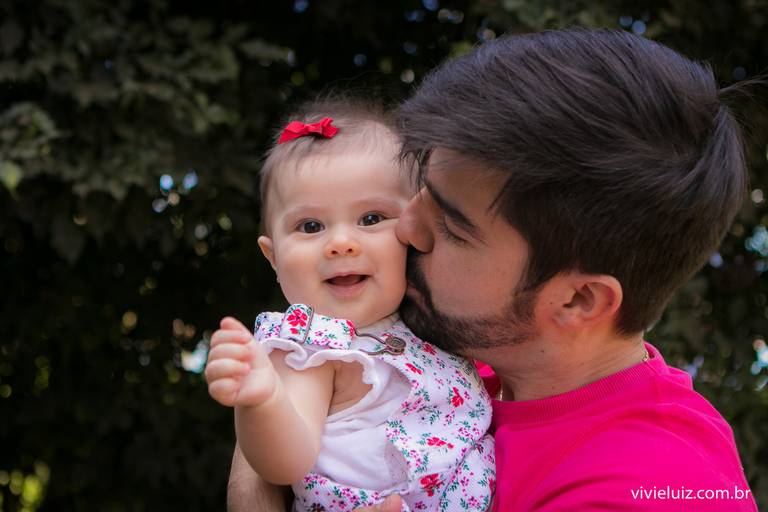 beijo do pai em sua filha