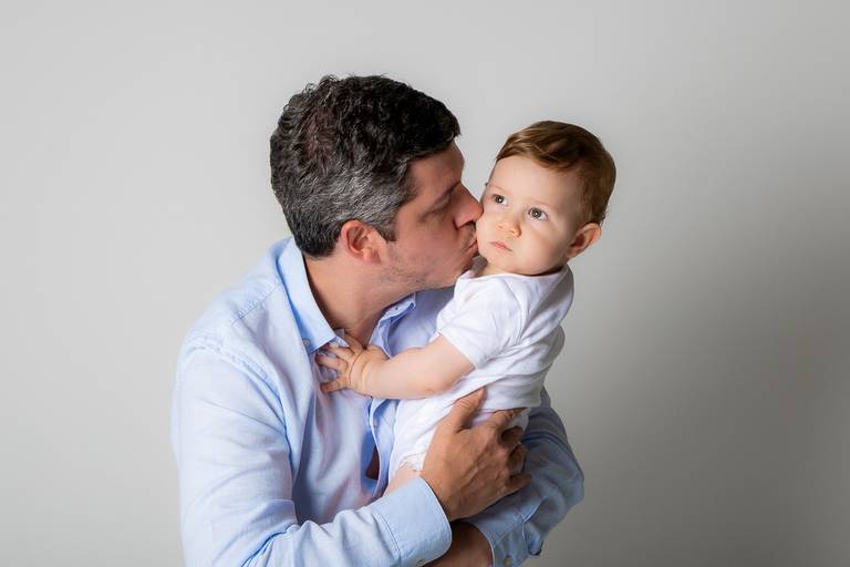 beijo do pai no filho