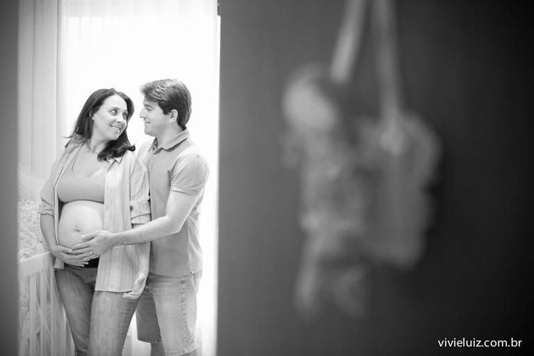 marido e mulher esperando a nova filha