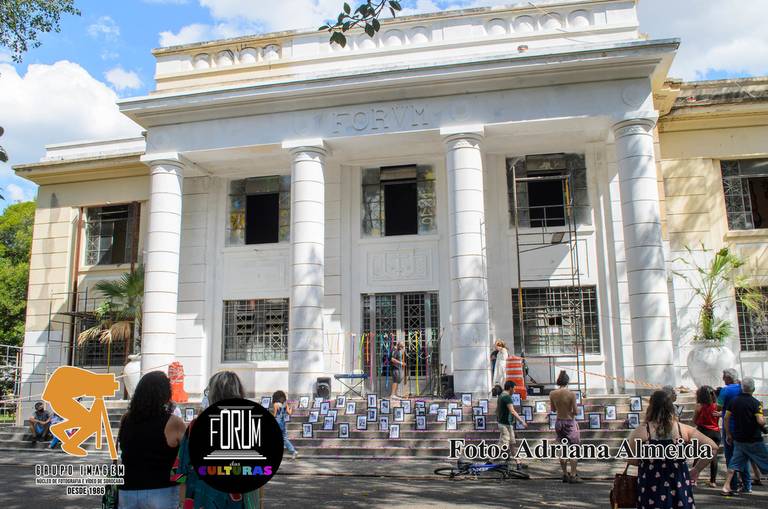 grupoimagem.escolafotografia O Grupo Imagem Núcleo de
Fotografia e Vídeo, participou da Ocupação Artística no
ultimo dia 15/11/2022, esse evento foi uma singela
homenagem aos artistas já falecidos que atuaram em
Sorocaba nos últimos 100 anos.