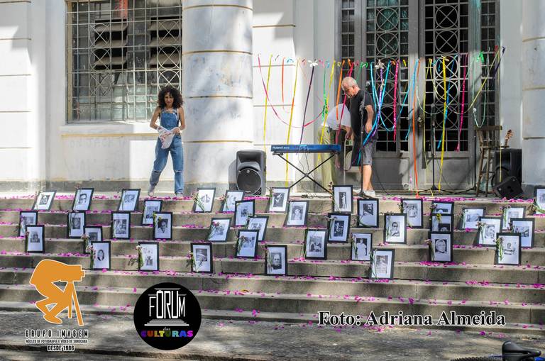 grupoimagem.escolafotografia O Grupo Imagem Núcleo de
Fotografia e Vídeo, participou da Ocupação Artística no
ultimo dia 15/11/2022, esse evento foi uma singela
homenagem aos artistas já falecidos que atuaram em
Sorocaba nos últimos 100 anos.